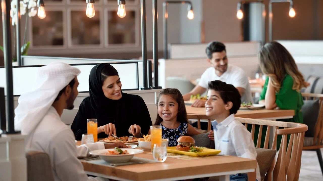 پوشش و آداب خانوادگی در دبی