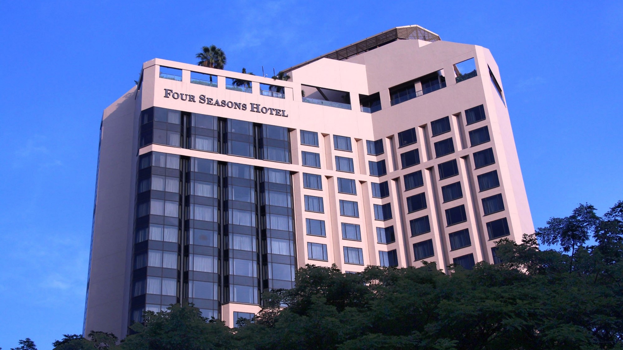 هتل فور سیزنز سنگاپور