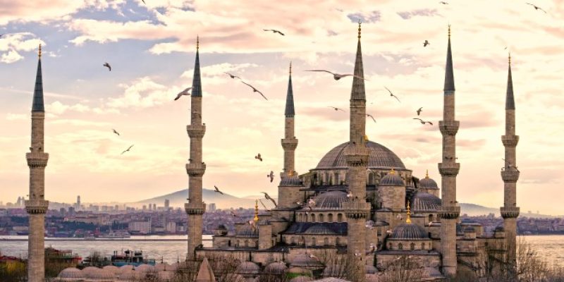 h4-famous-blue-mosque-in-bosphorus-istanbul