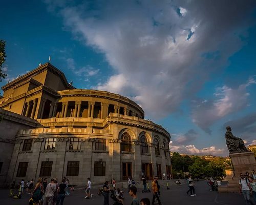 must-visit-yerevan